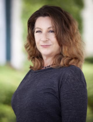Portrait of Jennifer Wood