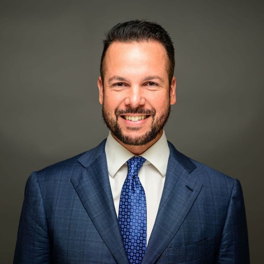 Portrait of Alex Uriarte