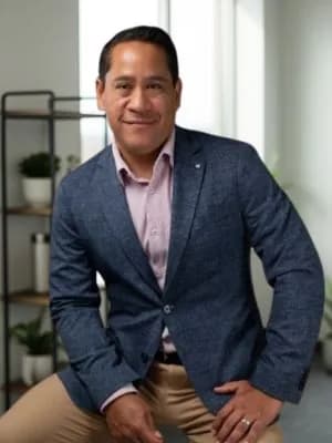 Portrait of Gil Sanchez