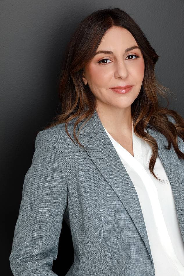 Portrait of Serena Peerali