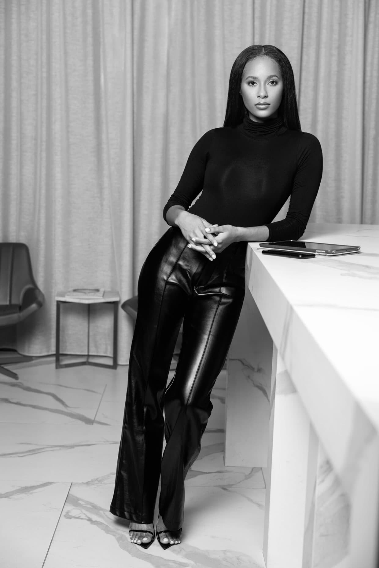 Portrait of Elissa Best